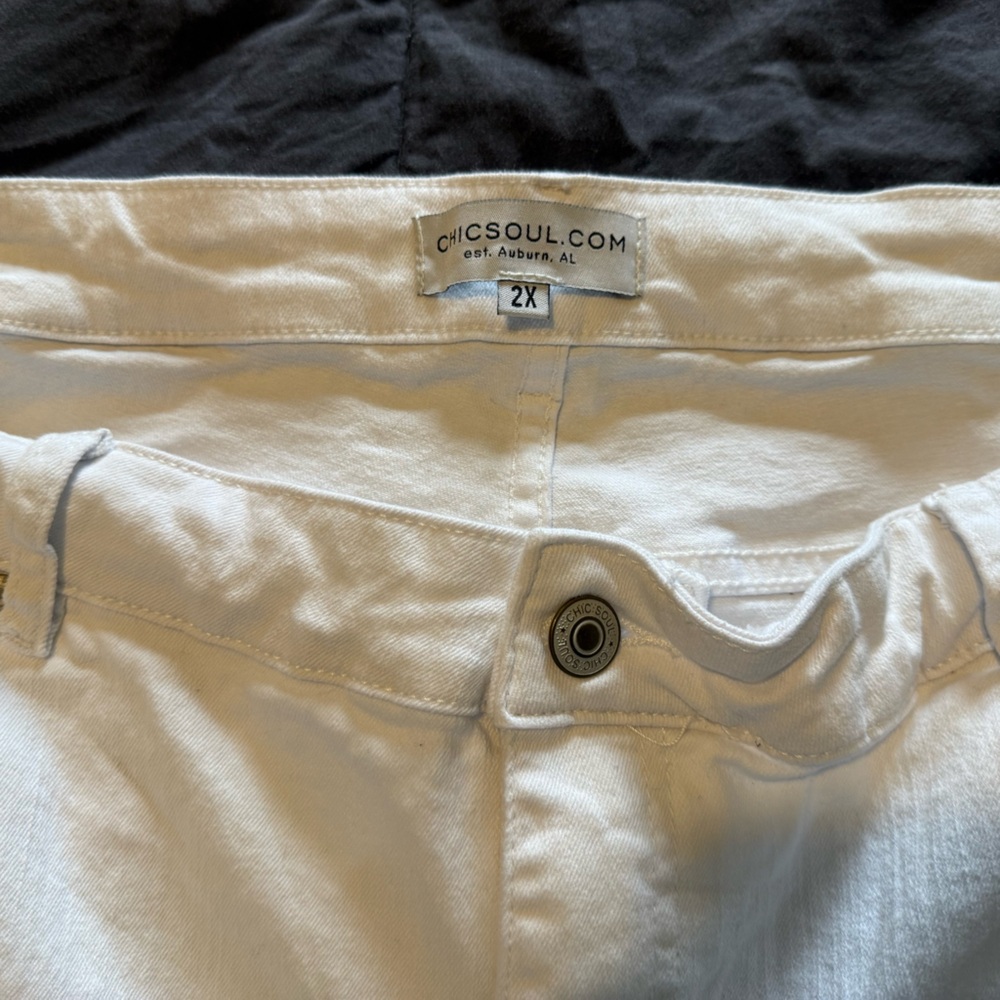 Chic Soul 2X Distressed White Jeans
